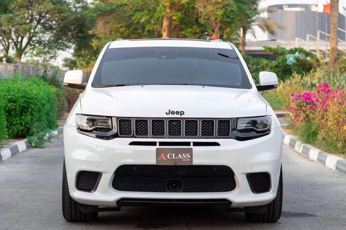 Jeep Grand Cherokee Trackhawk 6.2L-1-0