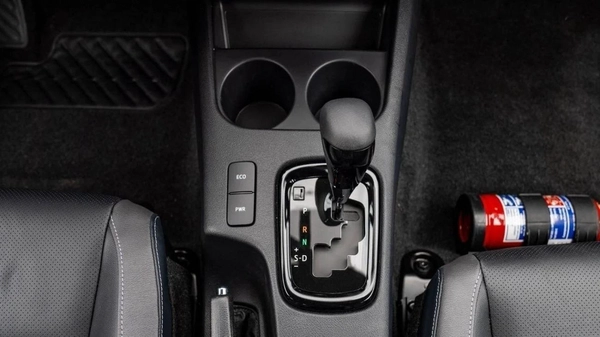 Toyota Hilux ADVENTURE 2.8L DIESEL 2024