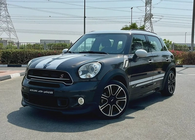 Mini Countryman S John copper Work gcc full option with services clean car-0