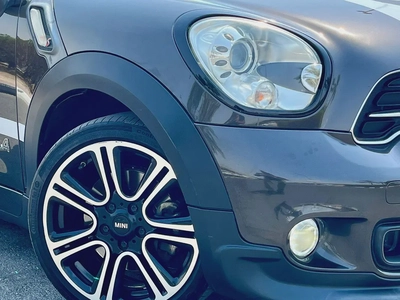 Mini Countryman S John copper Work gcc full option with services clean car-5