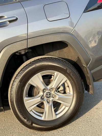 Toyota RAV4 XLE 2.5 L AWD Full Option 2025-7