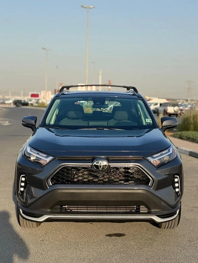 Toyota RAV4 XLE 2.5 L AWD Full Option 2025-5