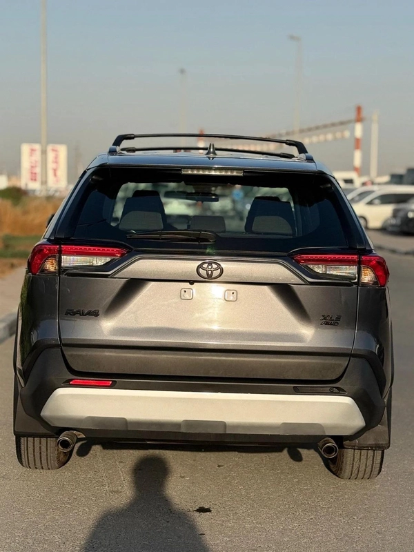Toyota RAV4 XLE 2.5 L AWD Full Option 2025