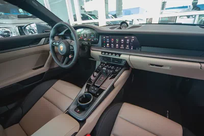 Porsche 911 Carrera 2025 | 400KM | UNDER WARRANTY-15
