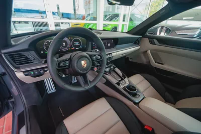 Porsche 911 Carrera 2025 | 400KM | UNDER WARRANTY-7