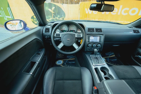 2010 Dodge Challenger SRT | GCC Specs | REF#D75287