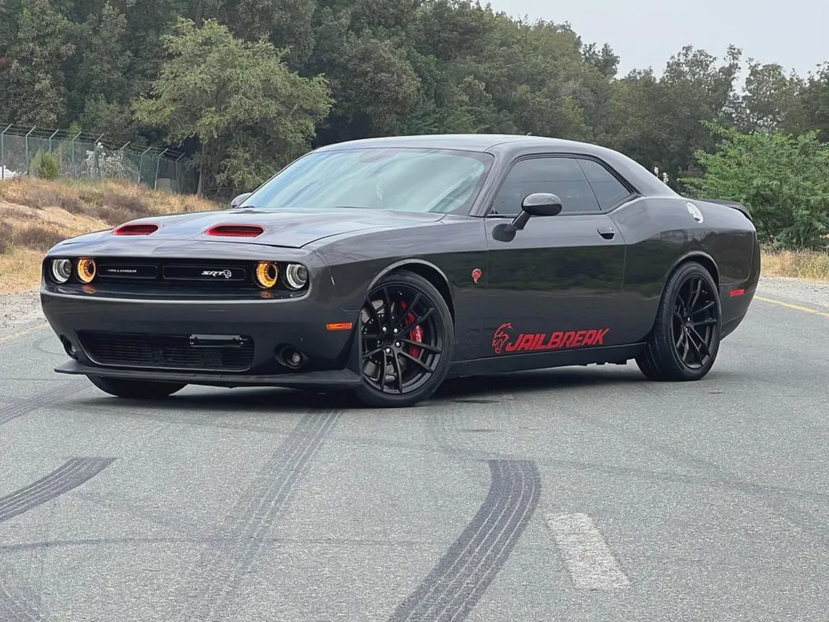Dodge Challenger SRT Hellcat 2023 | American Specs | Pristine Condition-4-4