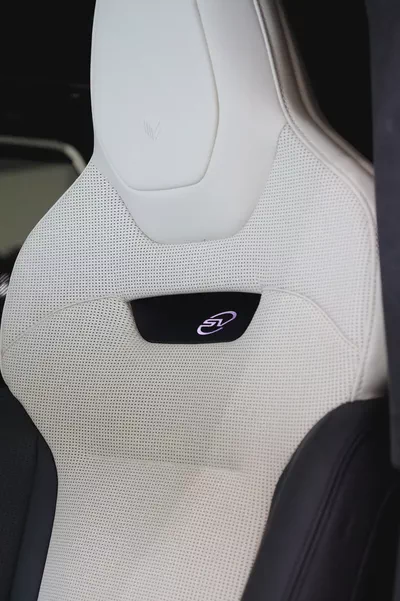 RANGE ROVER SPORT SV LIMITED VEGA CELESTIAL COLLECTION + FULL CARBON RIMS-12