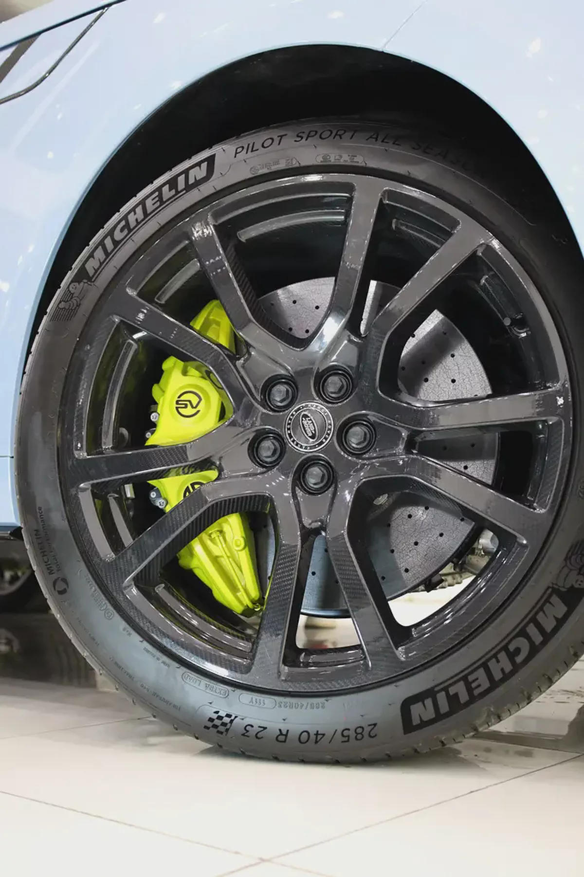 RANGE ROVER SPORT SV LIMITED VEGA CELESTIAL COLLECTION + FULL CARBON RIMS-18-18