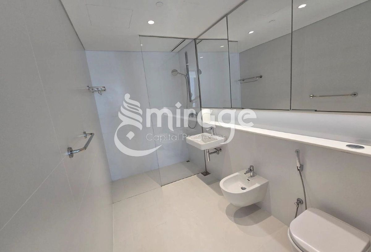 Canal View | Spacious 1BR | Premium Location
