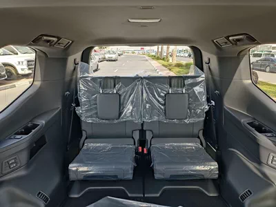 Toyota Land Cruiser GXR 3.3L DIESEL V6 || RADAR / REAR ENTERTAINMENT DVD / LEATER ,SUNROOF (CODE # VX)-21