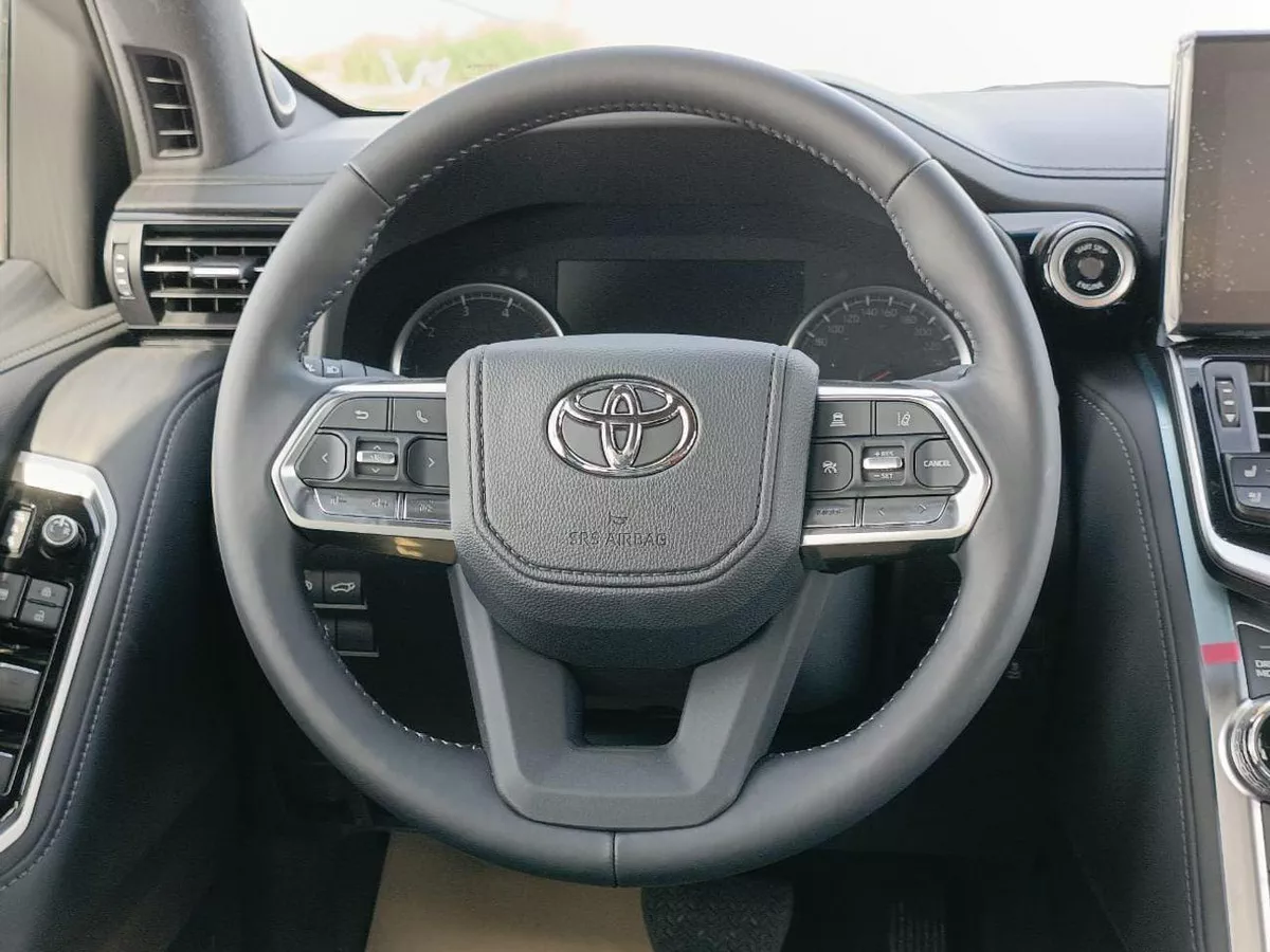 Toyota Land Cruiser GXR 3.3L DIESEL V6 || RADAR / REAR ENTERTAINMENT DVD / LEATER ,SUNROOF (CODE # VX)-15-0