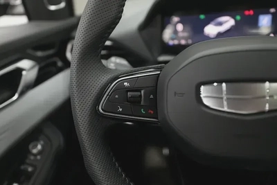 Geely coorlay-2