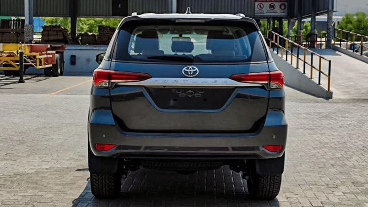 Toyota Fortuner EXR FORTUNER 2.7L AT 4WD 7SETER-4-0