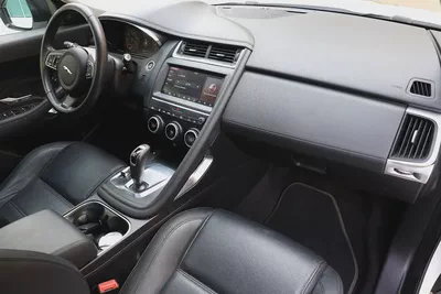JAGUAR E-PACE P200 AWD ( S PLUS ) - GCC SPECS - ACCIDENT FREE - UNDER WARRANTY --16