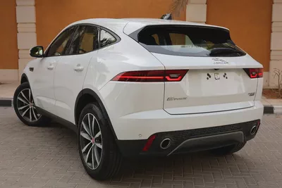 JAGUAR E-PACE P200 AWD ( S PLUS ) - GCC SPECS - ACCIDENT FREE - UNDER WARRANTY --4