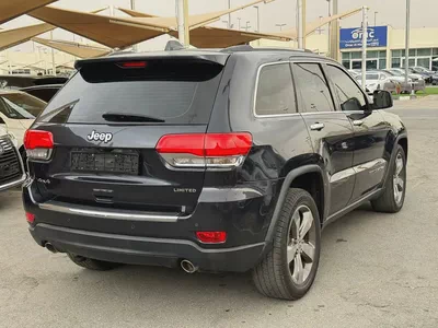 Jeep Grand Cherokee Limited 2015 - GCC Specs - Excellent Condition-12
