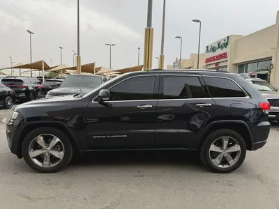 Jeep Grand Cherokee Limited 2015 - GCC Specs - Excellent Condition-3