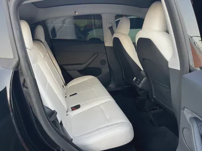 Tesla Model Y performance 2024 GCC Under Warranty From Agency-10