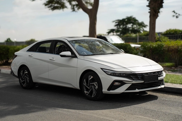 HYUNDAI ELANTRA 1.5 CHINESE SPECS 2025 MODEL FULL OPTION