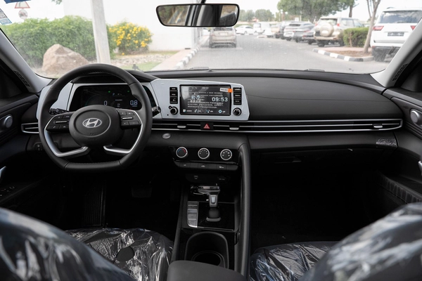 HYUNDAI ELANTRA 1.5 CHINESE SPECS 2025 MODEL FULL OPTION
