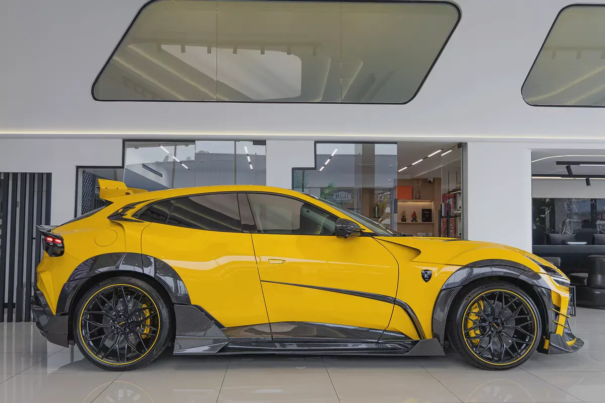 2024 FERRARI PUROSANGUE BY KEYVANY | FULL CARBON BODY | PORRO EDITION 1 of 1-4-4