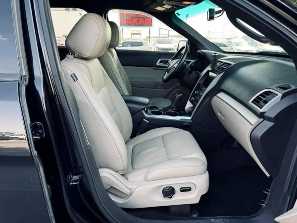 FORD EXPLORER | XLT I WHITE INTERIOR | 2013 | ONLY : 115,375 KM | JAPAN IMPORT | CLEAN TITLE
