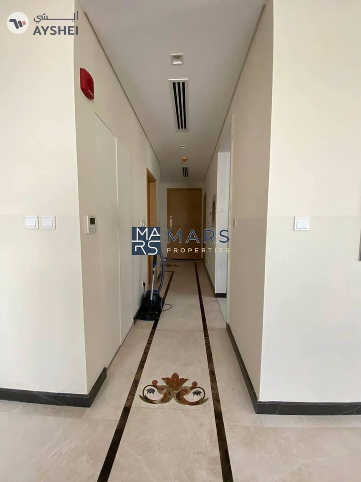 READY TO MOVE l 3 BED BIG LAYOUT | CORNER