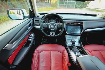 AED 656/Month | RX-8 Luxury | Free Warranty | GCC Specs | REF#M40733-8