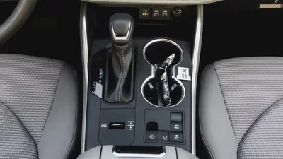 2026 Toyota Highlander LE 2.5 AT Hybrid-14