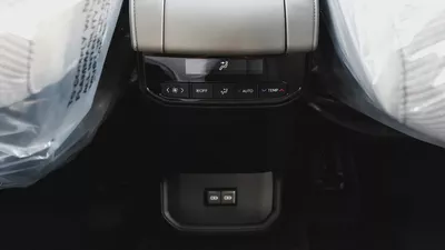 2026 Toyota Highlander LE 2.5 AT Hybrid-17