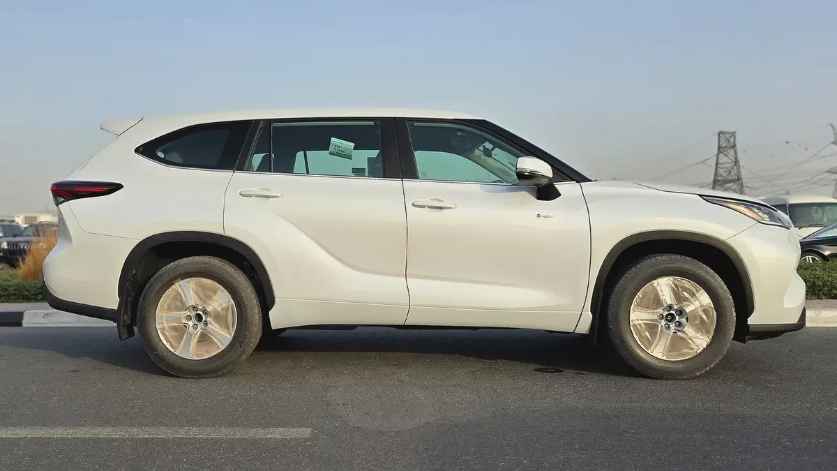 2026 Toyota Highlander LE 2.5 AT Hybrid-1-1