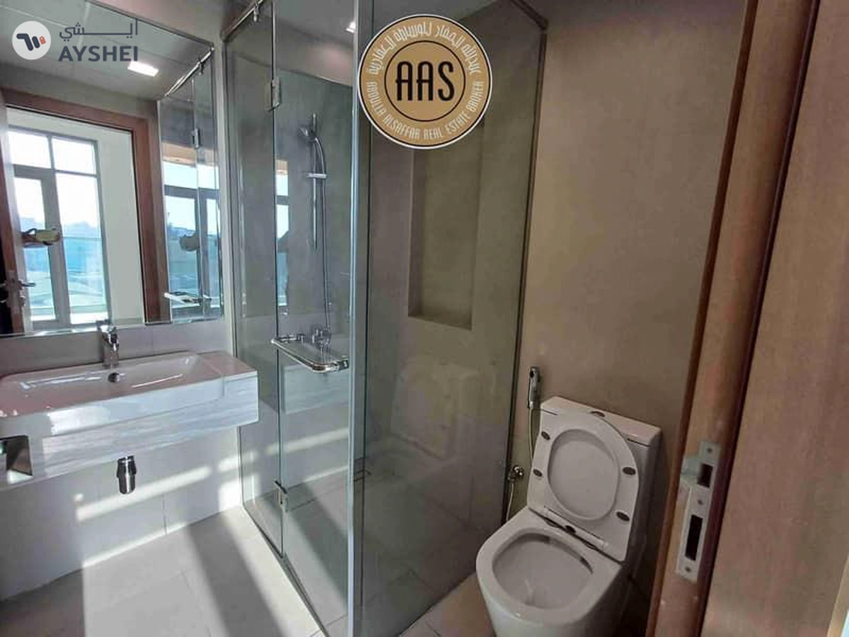 Luxurious and spacious 1BHK only 77k ready to move-5-5