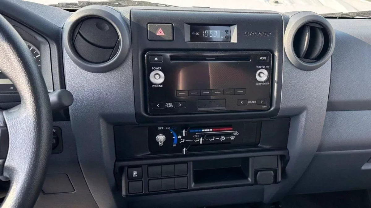 Toyota Land Cruiser 70 LC 78 HARDTOP 4.0L MT S/C  4.2   DIESEL-7-0