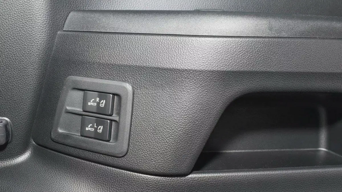 Lexus LX-Series 2026, GCC Specs - Experience Luxury and Performance-9-9