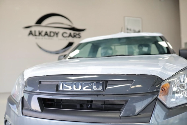  ISUZU D-MAX 1.9L 4X2 MODEL 2025 GCC SPECS