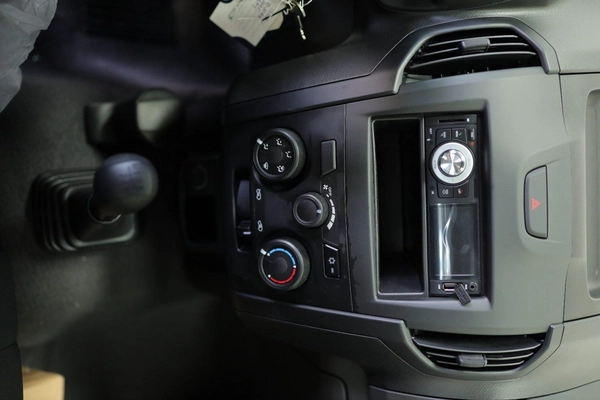  ISUZU D-MAX 1.9L 4X2 MODEL 2025 GCC SPECS