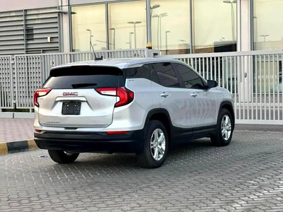 GMC Terrain SLE - 2022 GCC UNDER WARRANT--2