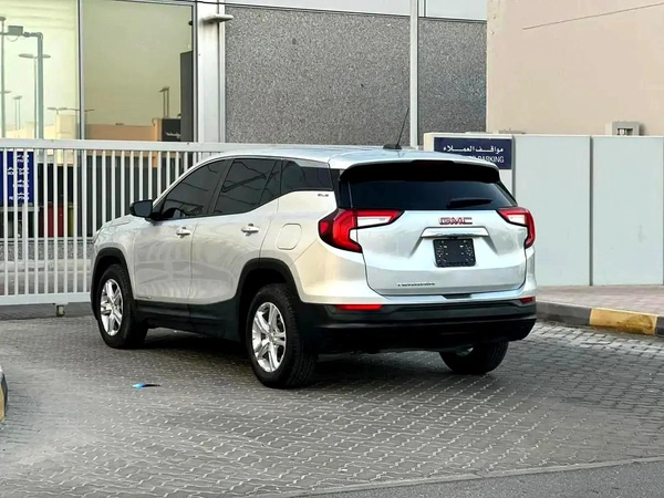 GMC Terrain SLE - 2022 GCC UNDER WARRANT-