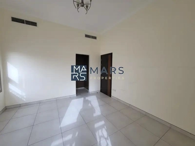 High-End 5BR Villa for Rent | Gated Community | Premium Location-9