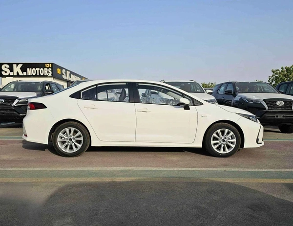 Toyota Corolla ELITE HYBRID / 1.8L V4 PETROL / PUSH START / DVD+ CAMERA/(CODE # HYBRID ELITE)