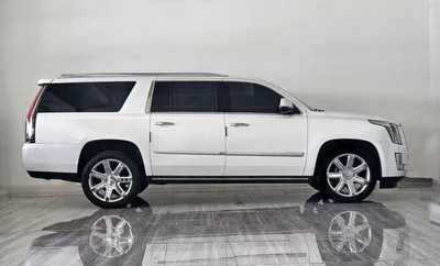 Cadillac Escalade PLATINUM 226.9 -INCH PREMIUM 6.2L-8CYL FULL MAINTENANCE DONE-2