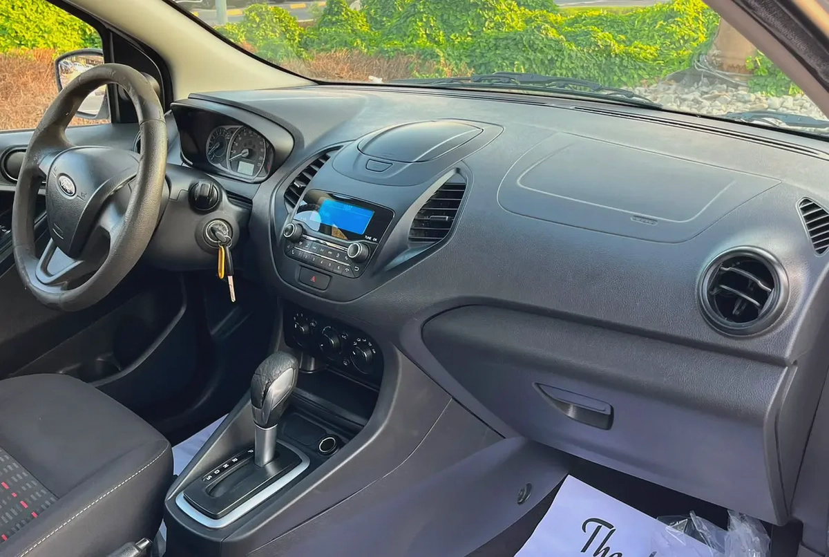 Ford Figo SE 2019 GCC Specs-8-8