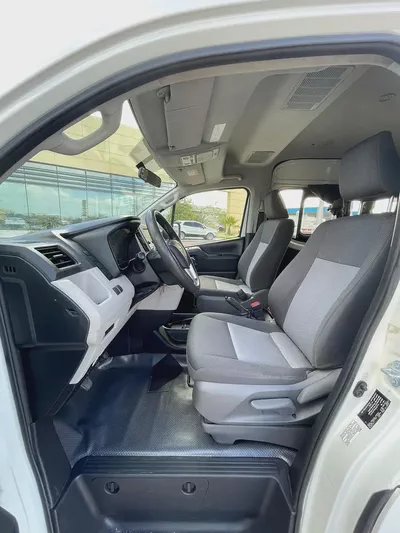 Toyota Hiace 2021 very good condition-5