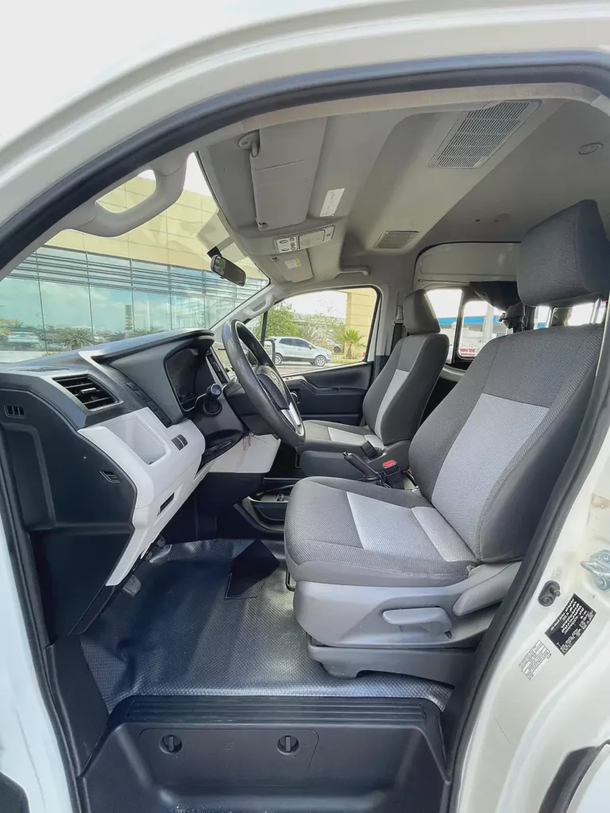 Toyota Hiace 2021 very good condition-5-5