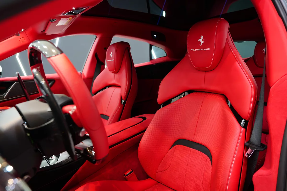 Ferrari Purosangue 2026-5-5