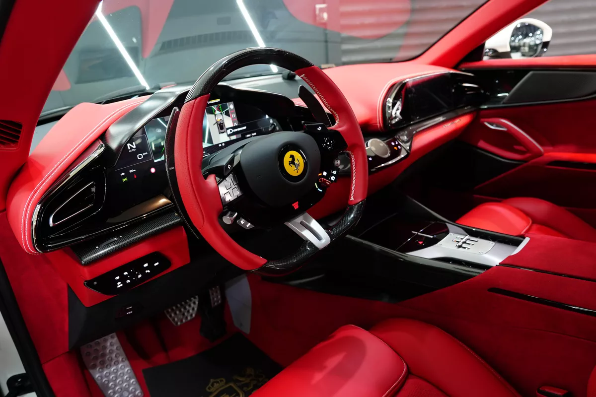 Ferrari Purosangue 2026-4-4
