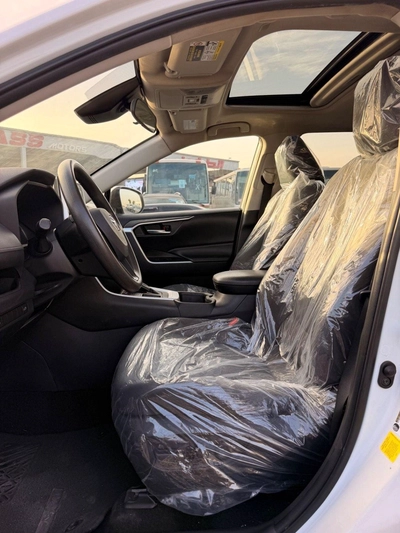 Toyota RAV4 XLE 2.5L Full Option-7