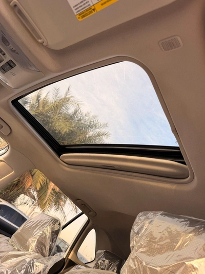 Toyota RAV4 XLE 2.5L Full Option-13