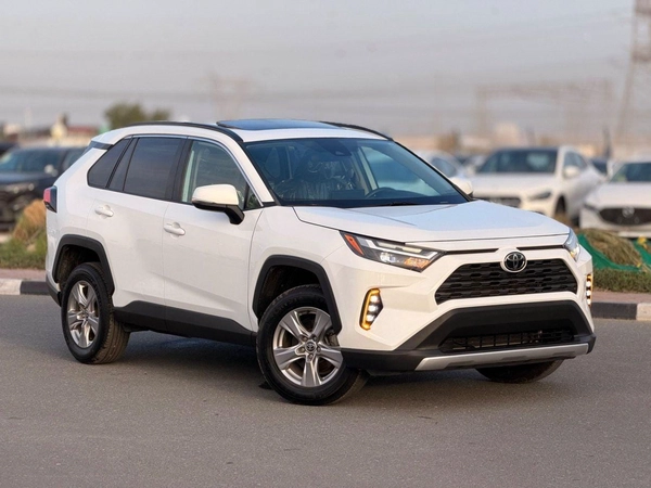 Toyota RAV4 XLE 2.5L Full Option